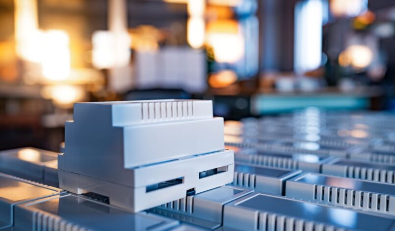 universal-plastic-cases-for-the-manufacture-of-ser-2025-01-29-07-26-00-utc